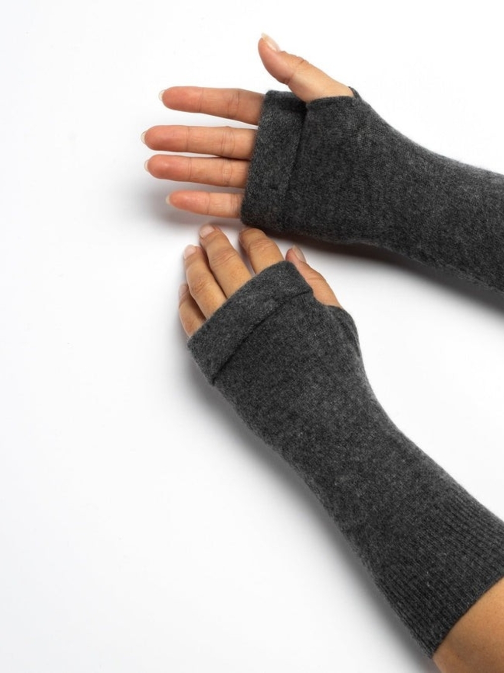 b.b. sheep 100% Cashmere Fingerless Gloves Heather Charcoal Grey Soft Knit Cozy